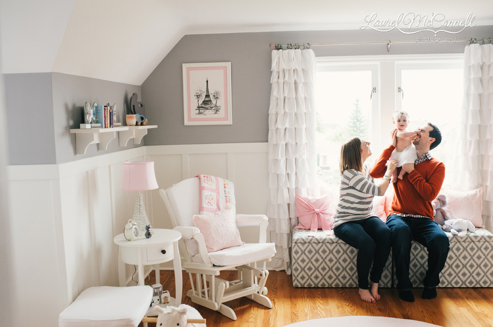 Natural family portrait in Seattle.