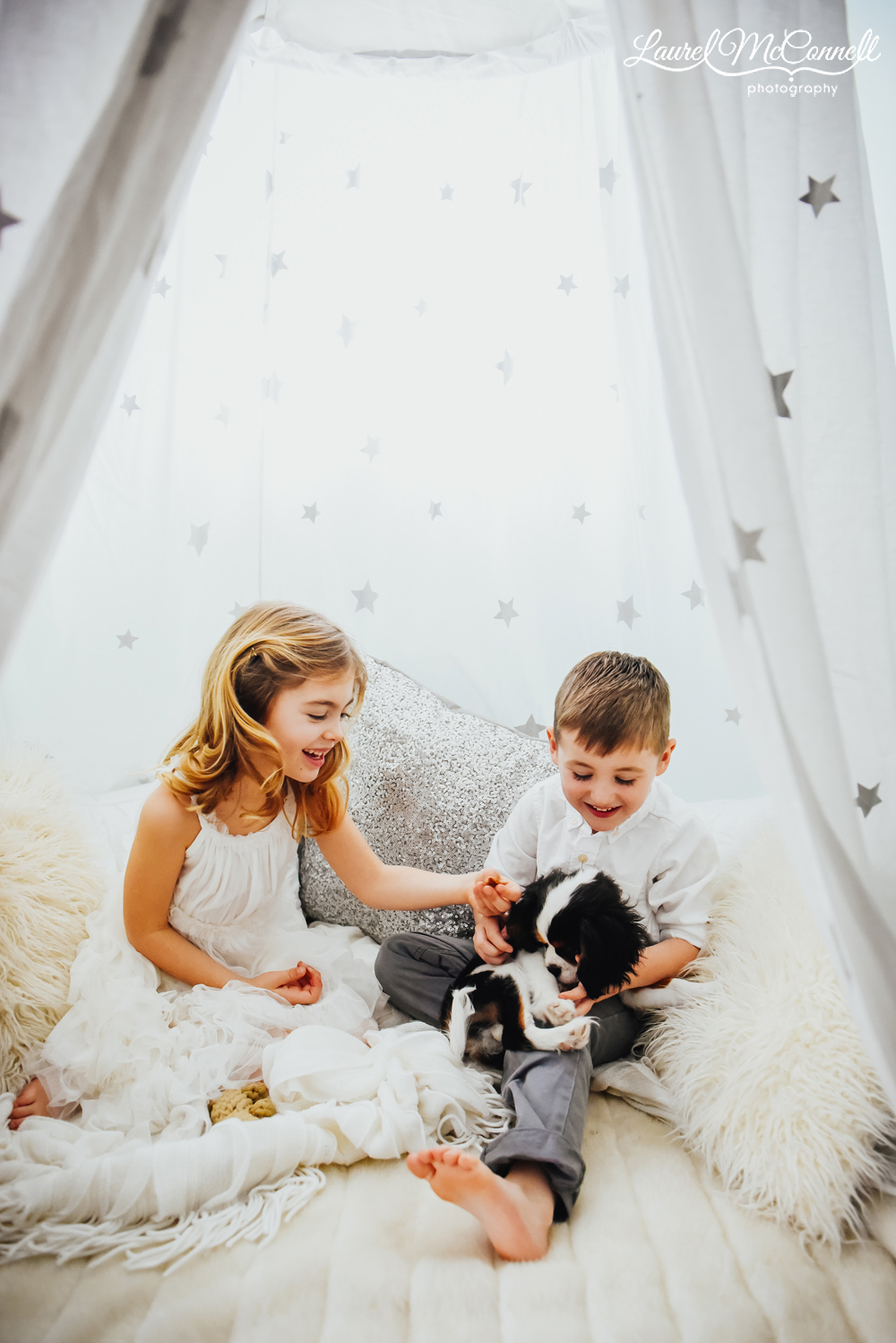 puppy-kids-land-of-nod-tent